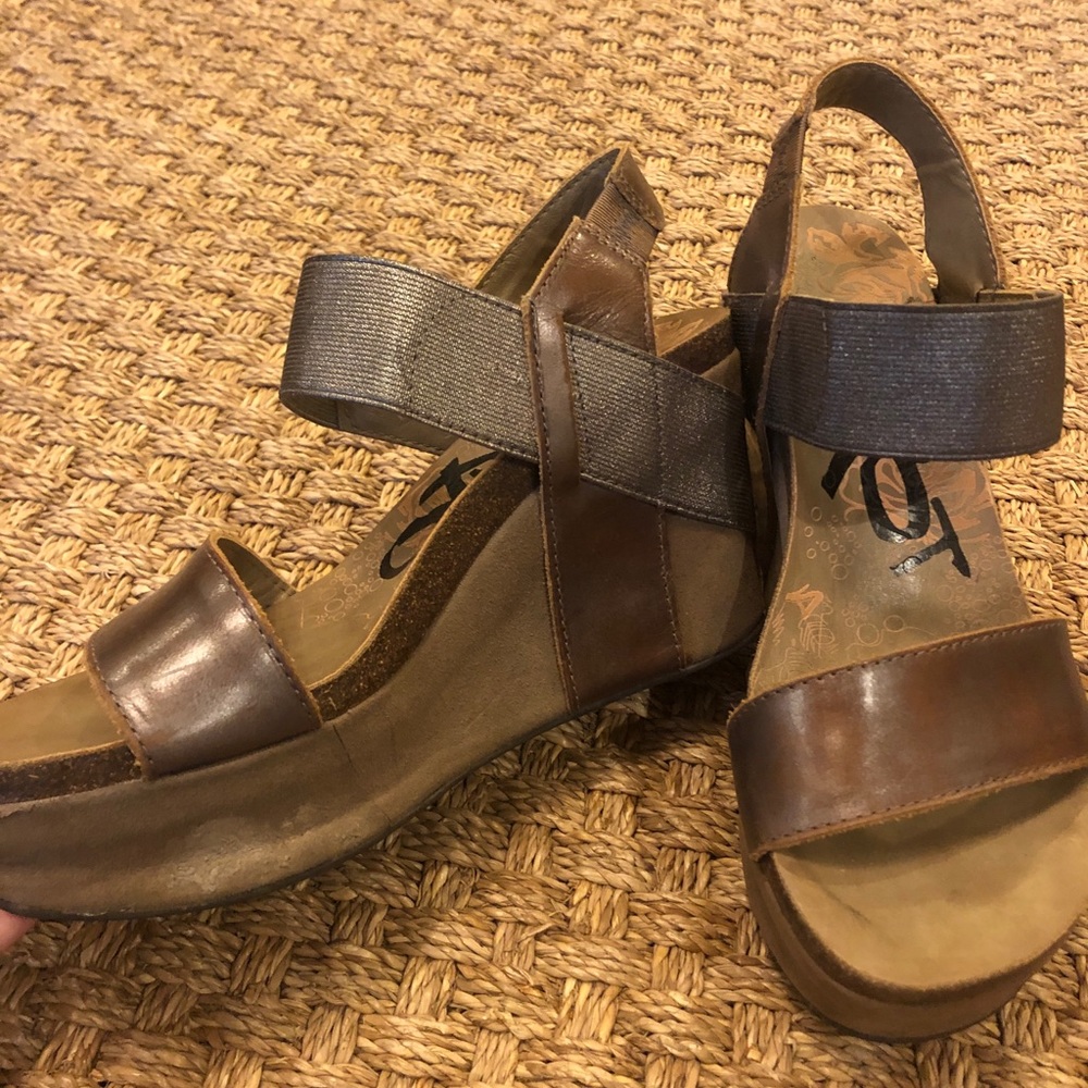 OTBT Bushnell wedge sandals